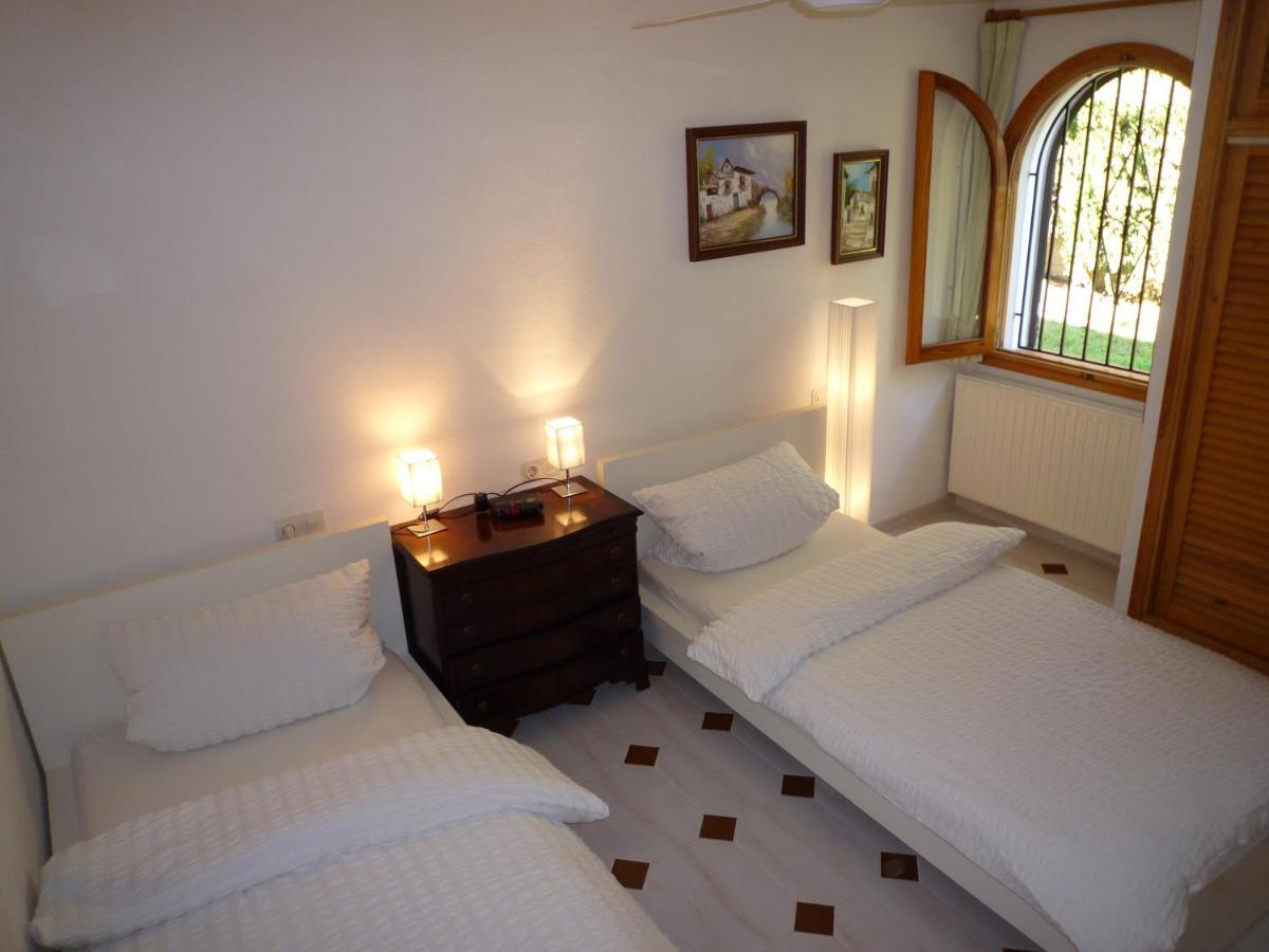 Private Villa Mit Eigenem Pool Unter Palmen Cala Llena Zewnętrze zdjęcie